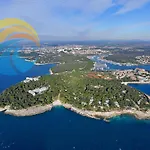 Apartments Valter 613